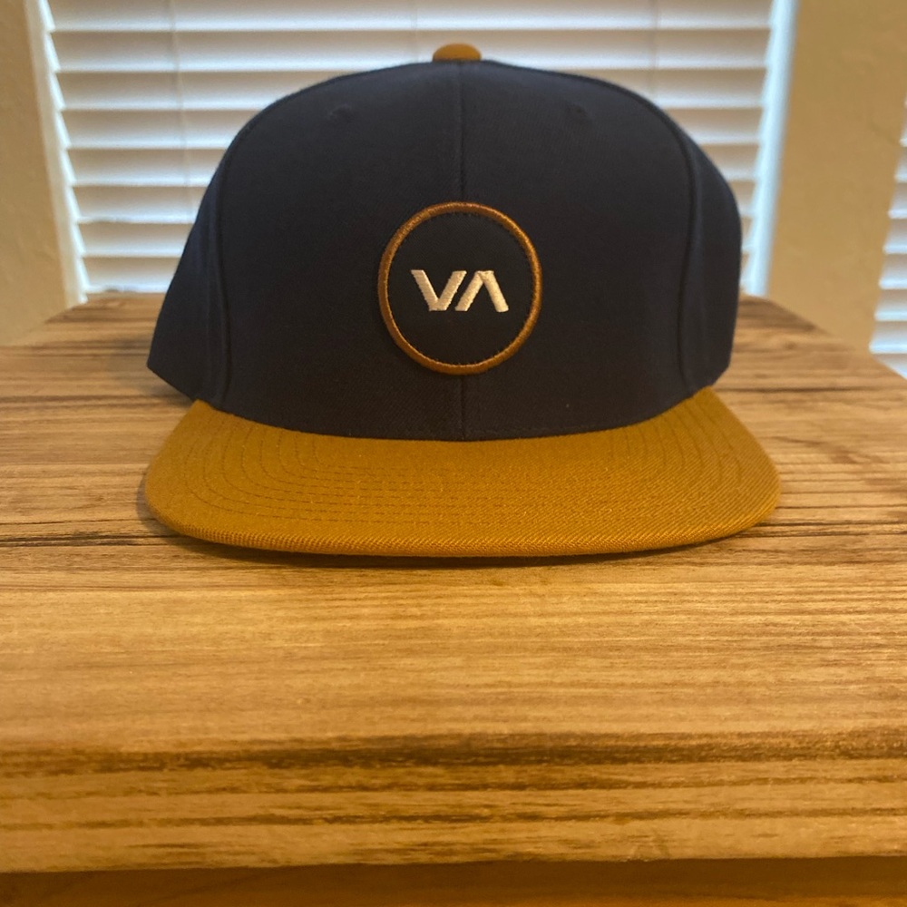 NWOT RVCA Navy SnapBack